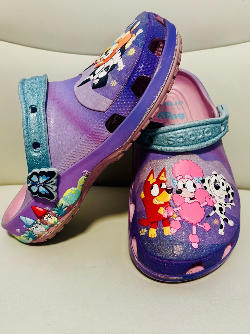 Crocs - Picture 2 of 3